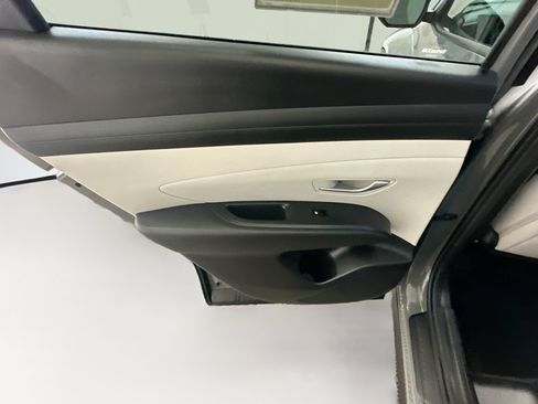 Used 2025 Hyundai Tucson SEL AWD/4WD image 26