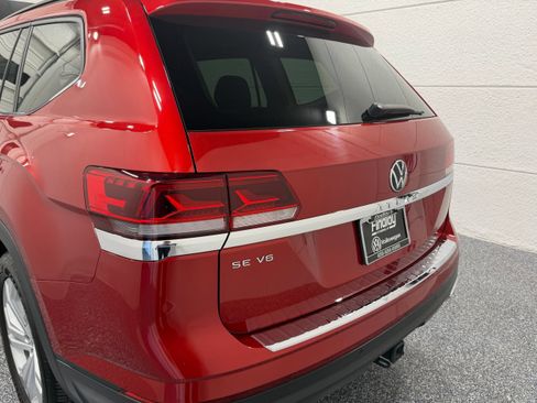 Used 2023 Volkswagen Atlas SE w/ Panoramic Sunroof Package FWD image 16