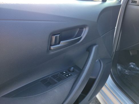 Used 2024 Toyota Corolla LE FWD image 18