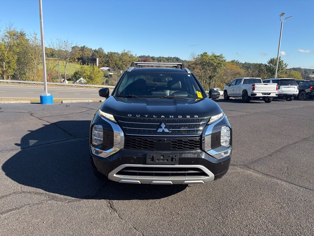Used 2022 Mitsubishi Outlander SEL AWD/4WD image 3