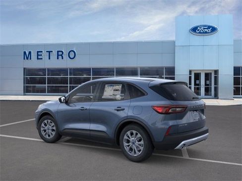 Used 2025 Ford Escape Active w/ Cold Weather Package image 5