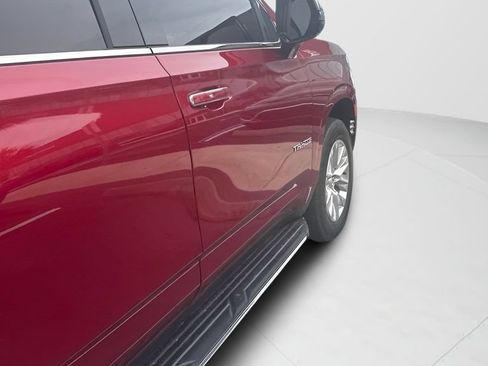Used 2022 Chevrolet Tahoe Premier RWD image 17