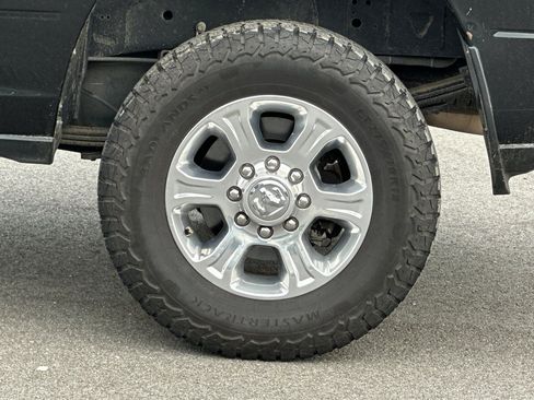 Used 2019 RAM 3500 Big Horn AWD/4WD image 32