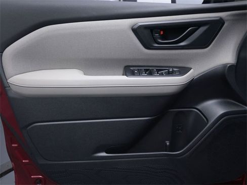 Used 2025 Subaru Forester w/ Convenience Package #1 image 21