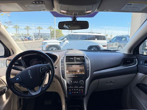 Used 2019 Lincoln MKC Reserve FWD image 20
