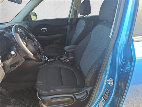 Used 2017 Kia Soul + w/ Designer's Package image 11