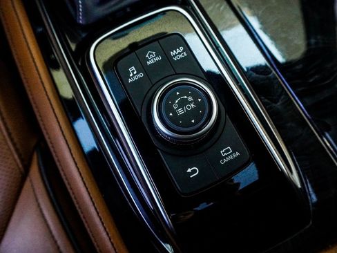 Certified 2024 INFINITI QX80 Sensory image 21