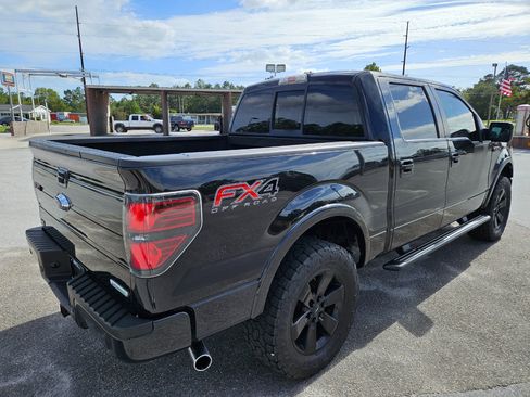 Used 2014 Ford F150 FX4 w/ Equipment Group 402A Luxury image 6