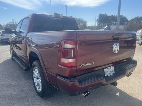 Used 2022 RAM 1500 Laramie w/ Sport Appearance Package image 9