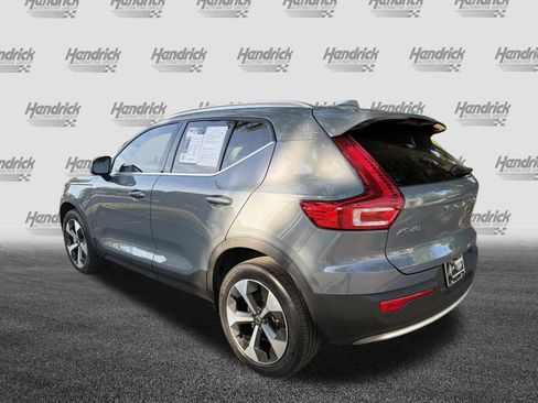 Certified 2023 Volvo XC40 B5 Plus w/ Protection Package Premier AWD/4WD image 8