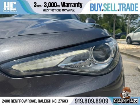 Used 2021 Alfa Romeo Giulia Ti AWD/4WD image 9