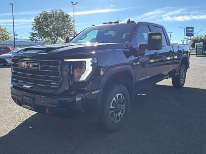 Used 2024 GMC Sierra 2500 AT4 w/ Max Trailering Package