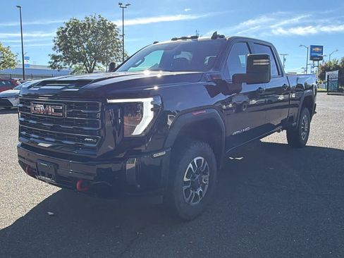 Used 2024 GMC Sierra 2500 AT4 w/ Max Trailering Package AWD/4WD image 1