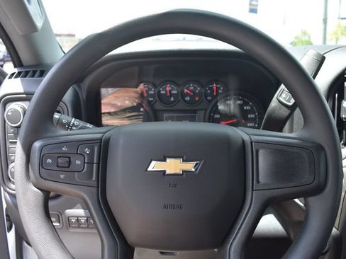 New 2026 Chevrolet Silverado 3500 W/T w/ Snow Plow Prep Package AWD/4WD image 23