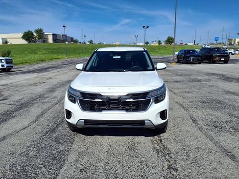 Used 2024 Kia Seltos LX AWD/4WD image 55