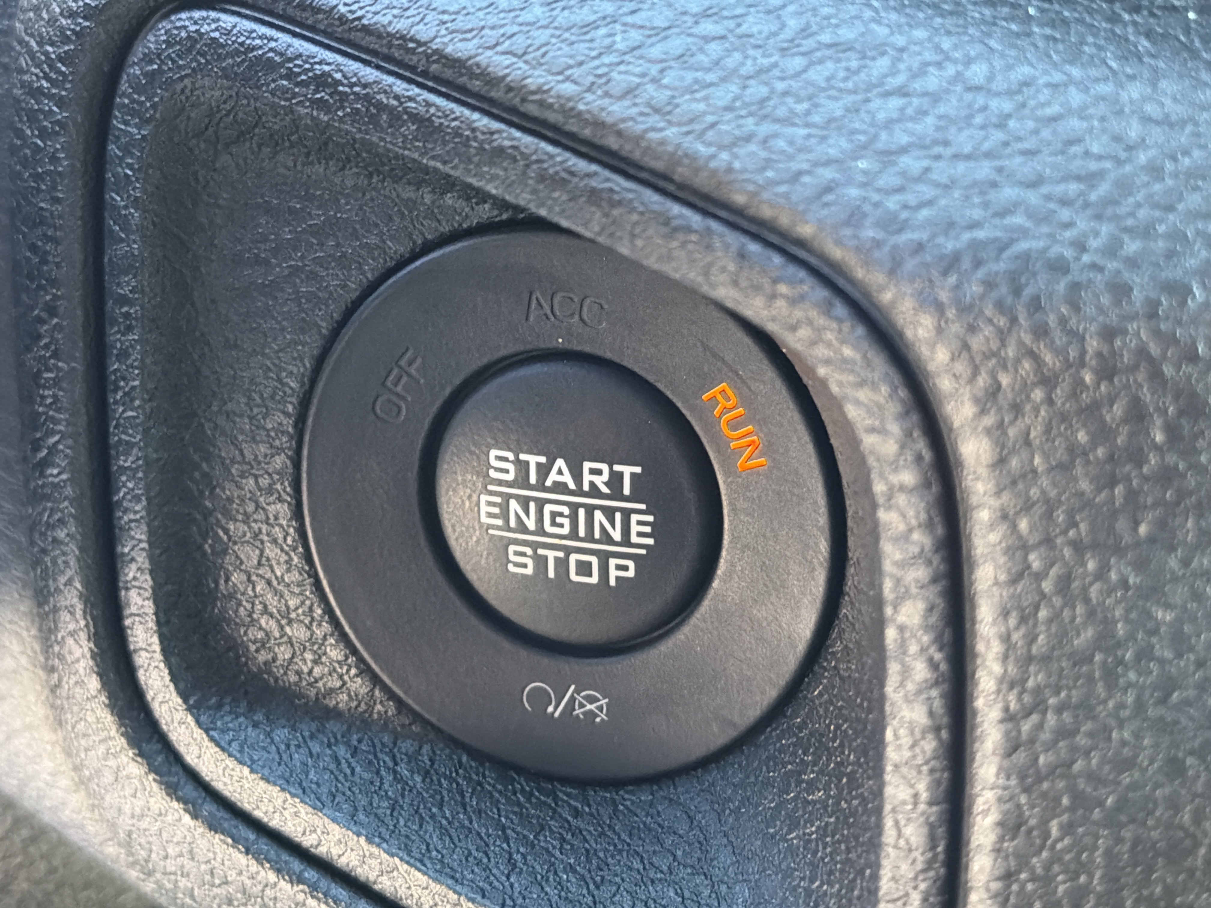 Used 2024 Jeep Wrangler Unlimited Sport AWD/4WD image 29