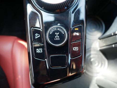 Certified 2023 Kia Sportage SX Prestige AWD/4WD image 32