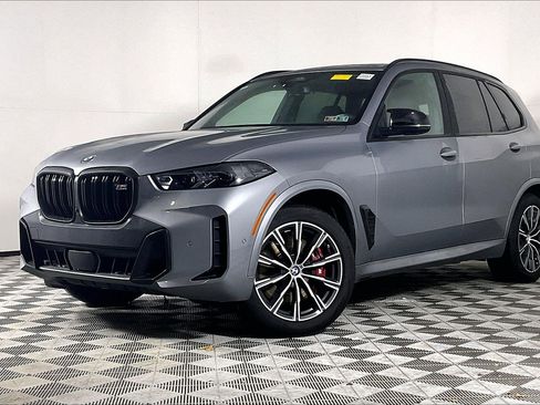 Certified 2025 BMW X5 M60i w/ Executive Package image 2