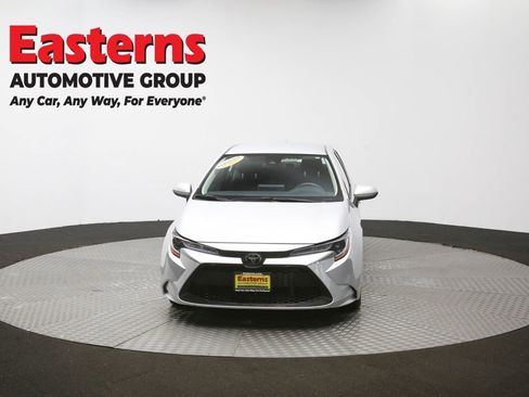 Used 2022 Toyota Corolla LE image 52