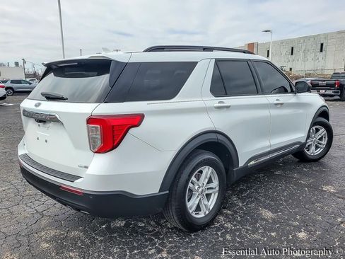 Used 2020 Ford Explorer XLT AWD/4WD image 10