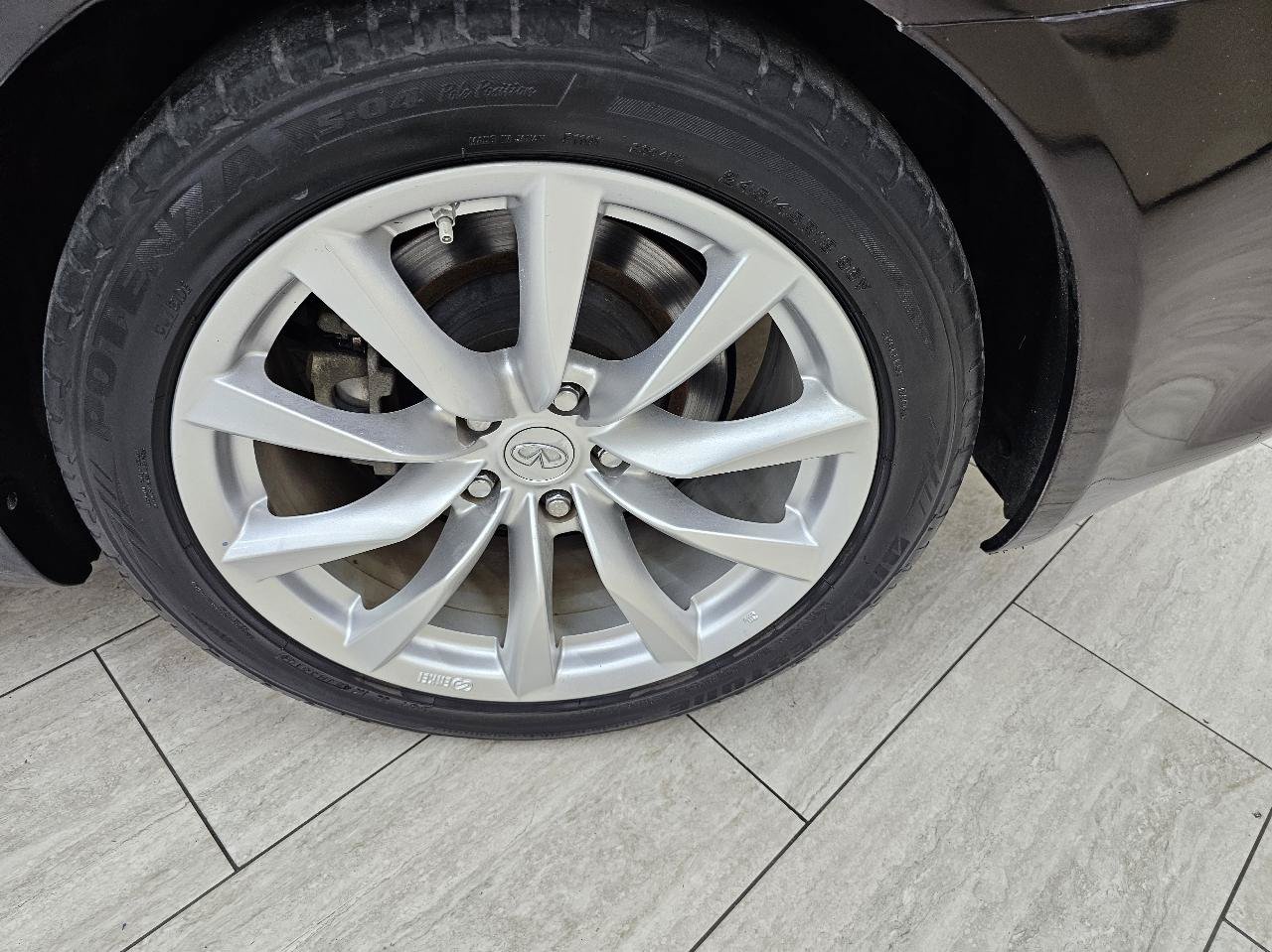 Used 2013 INFINITI G37 Convertible w/ Premium Pkg RWD image 38