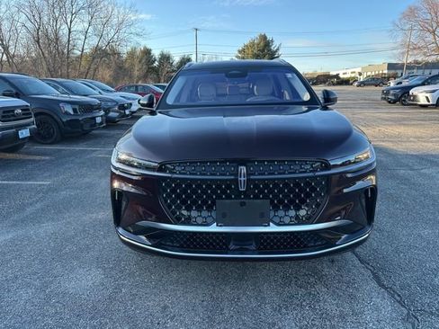 Used 2024 Lincoln Nautilus Black Label image 2