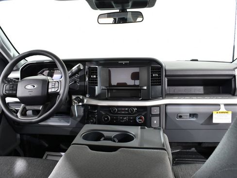 New 2026 Ford F350 XLT w/ FX4 Off-Road Package image 7