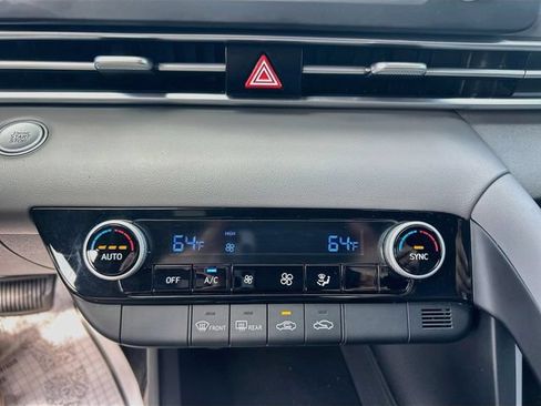 Used 2022 Hyundai Elantra SEL FWD image 21