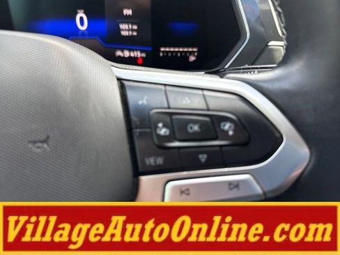 Used 2022 Volkswagen Tiguan SE w/ Panoramic Sunroof Package AWD/4WD image 20