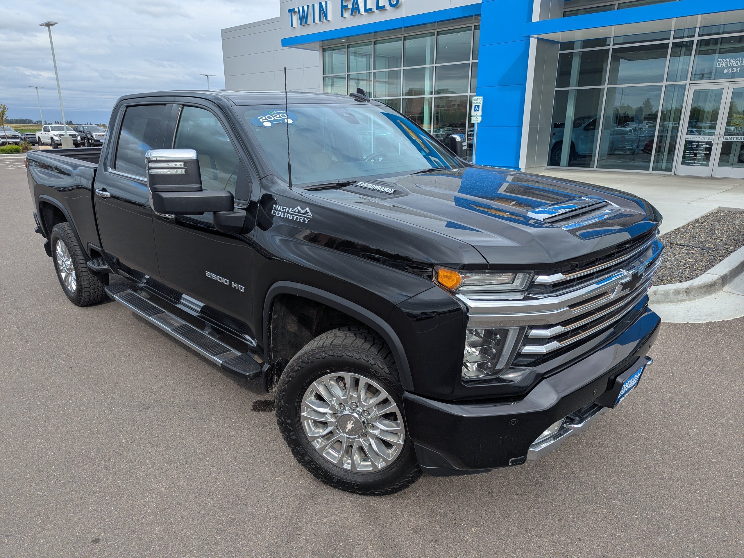 Certified 2020 Chevrolet Silverado 2500 High Country w/ Z71 Off-Road Package AWD/4WD image 3