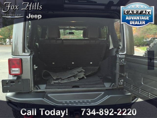 Used 2016 Jeep Wrangler Unlimited Rubicon AWD/4WD image 10