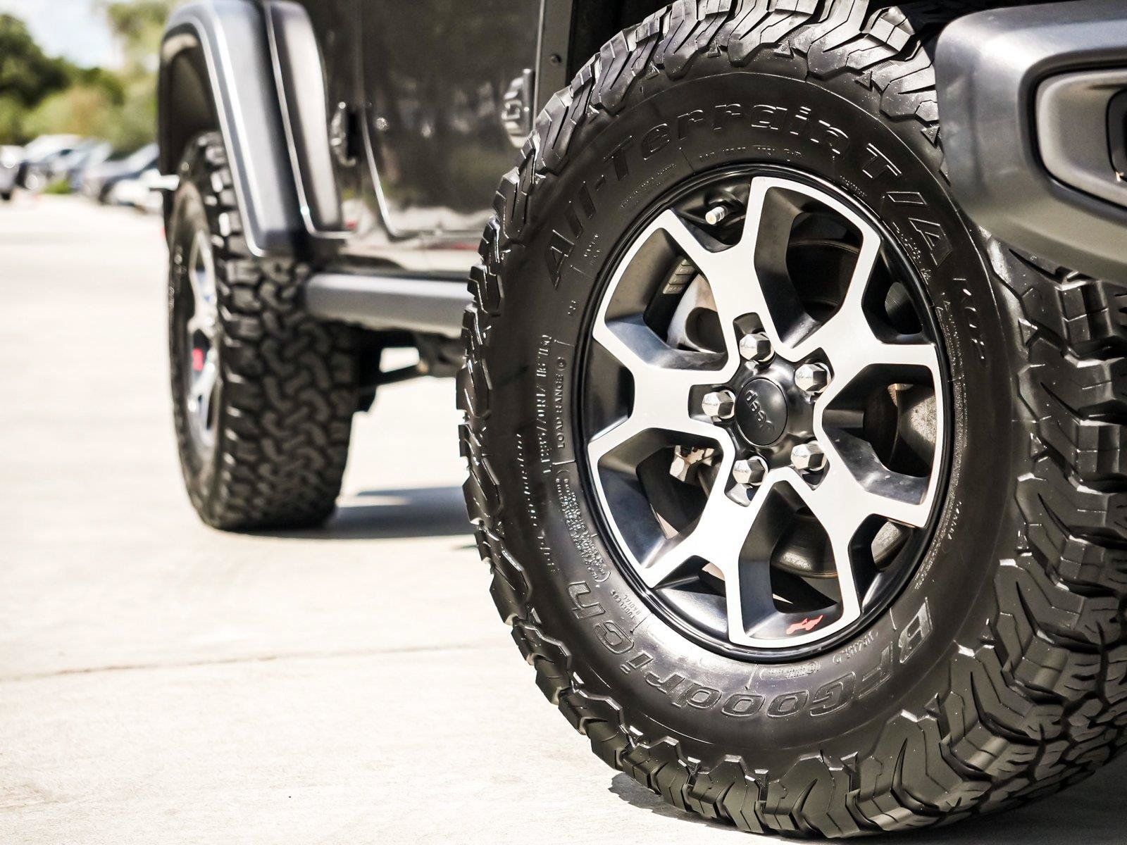 Used 2020 Jeep Wrangler Unlimited Rubicon AWD/4WD image 2