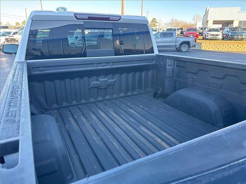 Used 2020 Chevrolet Silverado 1500 LTZ image 12