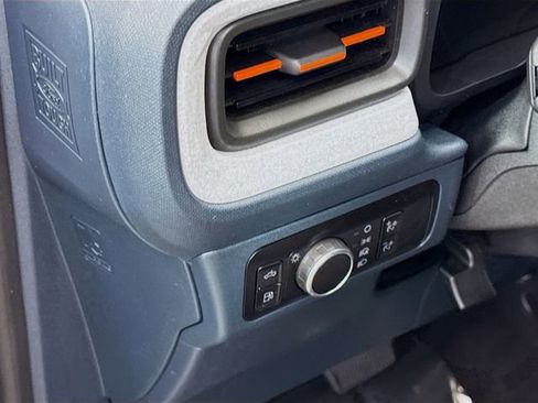 Used 2023 Ford Maverick XLT image 10