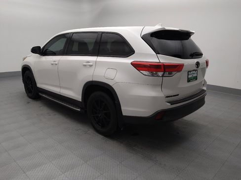 Used 2019 Toyota Highlander Plus image 3