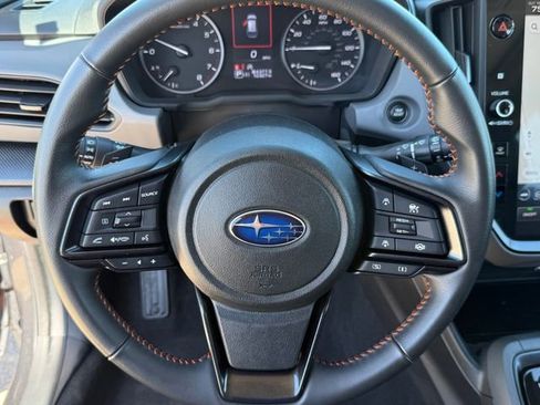 Used 2025 Subaru Crosstrek 2.5i Limited w/ Crosstrek Mirror Package image 14
