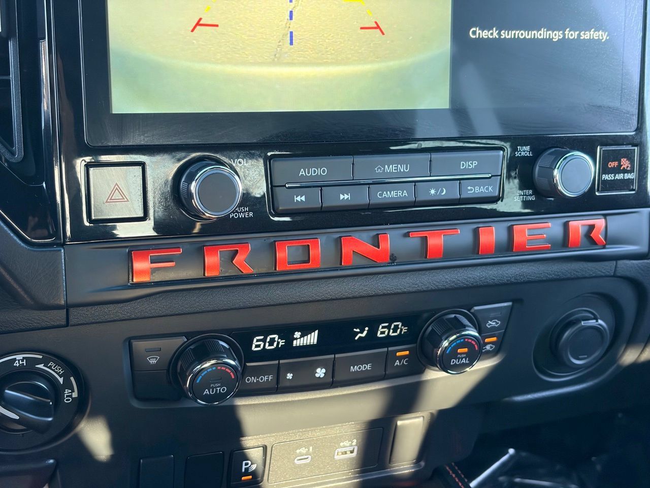 Certified 2025 Nissan Frontier PRO-4X AWD/4WD image 24