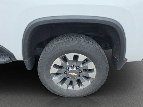 Used 2024 Chevrolet Silverado 2500 LT w/ All Star Edition AWD/4WD image 5