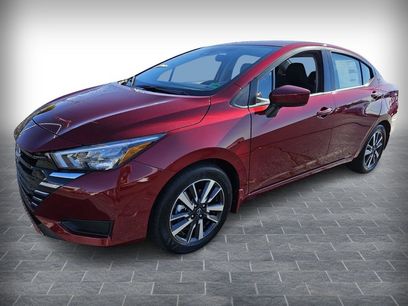 New 2025 Nissan Versa SV w/ Trunk Package