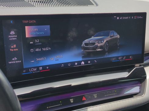 Used 2024 BMW i5 eDrive40i w/ Executive Package RWD image 22