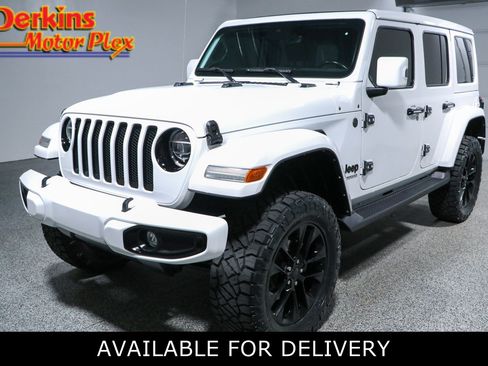 Used 2021 Jeep Wrangler Unlimited Sahara AWD/4WD image 1
