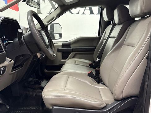 Used 2022 Ford F250 XL w/ Power Equipment Group image 30