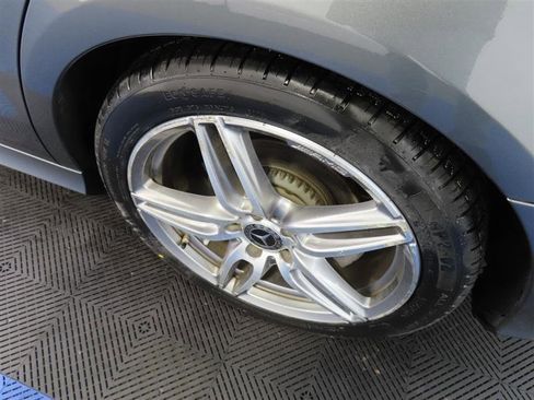 Used 2018 Mercedes-Benz E 300 image 7