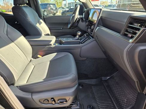 Used 2026 Lexus GX 550 w/ Accessory Package (2T) AWD/4WD image 20