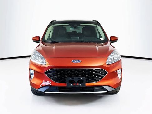 Used 2020 Ford Escape Titanium AWD/4WD image 6