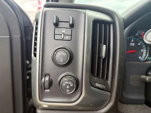 Used 2019 Chevrolet Silverado 1500 LT w/ All Star Edition AWD/4WD image 13