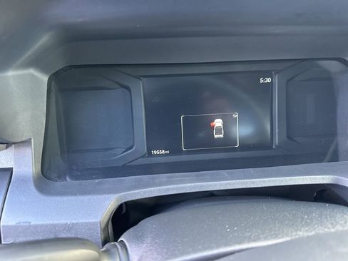 Used 2024 Toyota Tacoma SR image 4