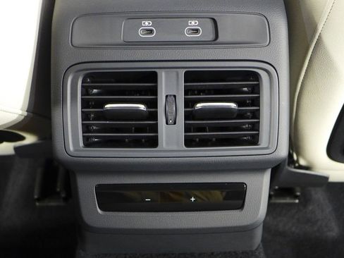 Used 2025 Audi Q5 Premium w/ Convenience Package AWD/4WD image 24