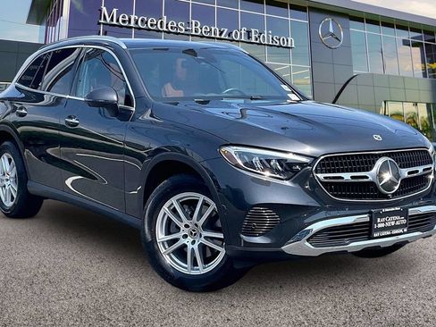 Certified 2026 Mercedes-Benz GLC 300 4MATIC image 1