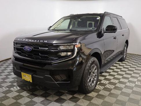 Certified 2025 Ford Expedition Max Active AWD/4WD image 3